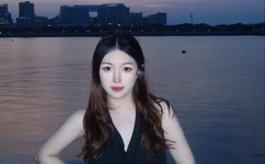 开车污的 女生越疼男生越来越快 文案